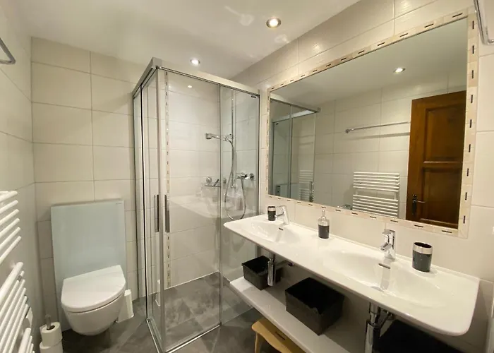 Arolla 3 Апартаменти *